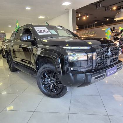 MITSUBISHI TRITON 2.4 BITURBO DIESEL CD KATANA 4X4 AUTOMÁTICO MITSUBISHI TRITON 2.4 BITURBO DIESEL CD KATANA 4X4 AUTOMÁTICO